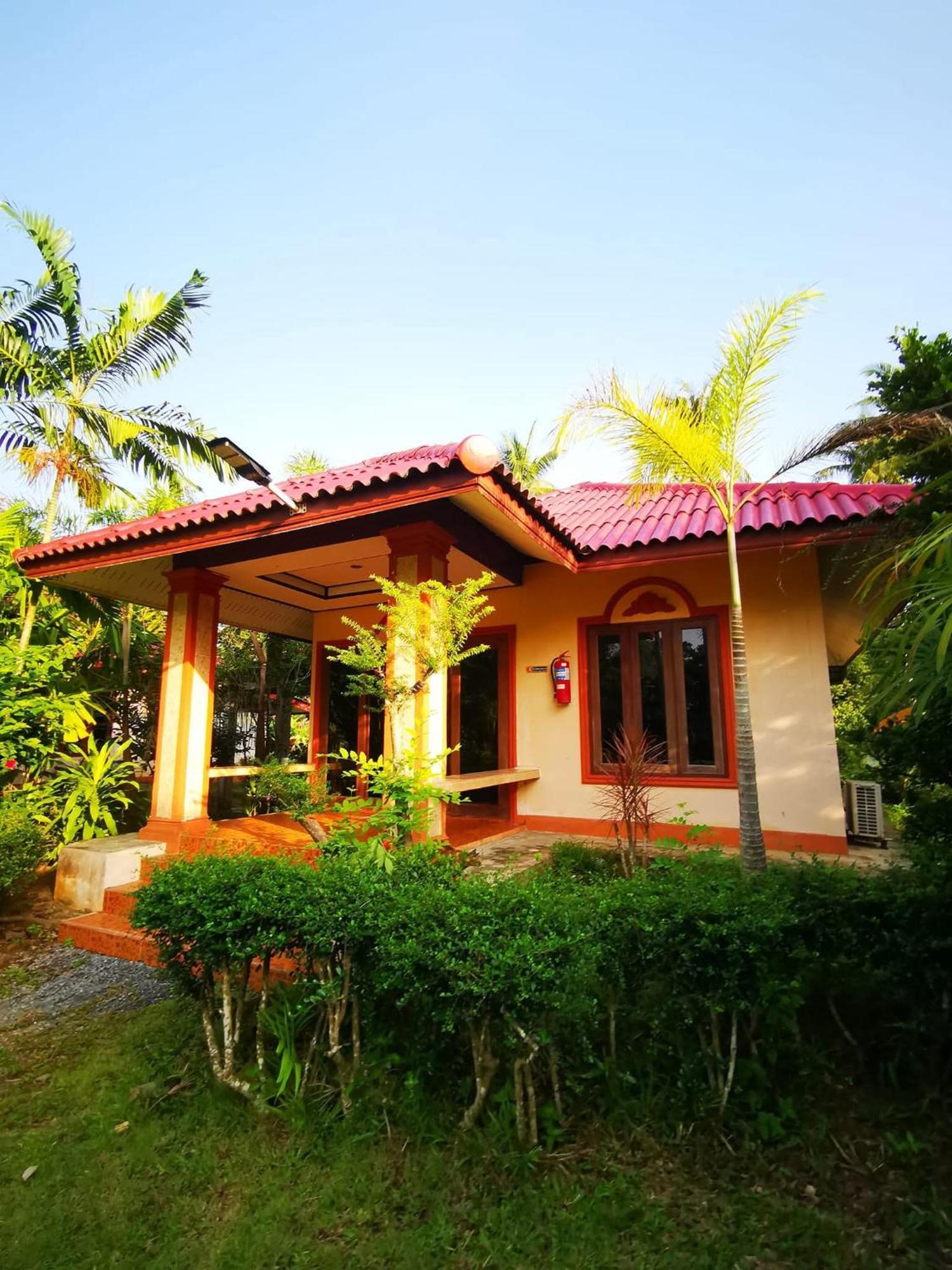 Happy Resort Khanom Extérieur photo