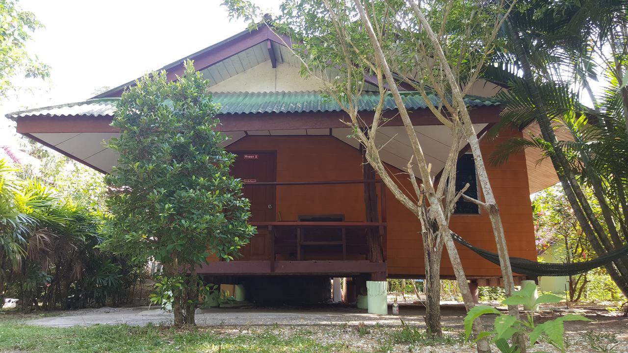 Happy Resort Khanom Extérieur photo